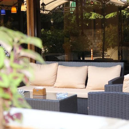 Vista Del Mar Hotel Jounieh Exteriör bild