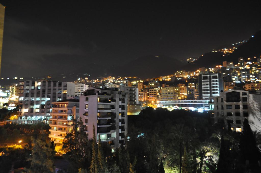 Vista Del Mar Hotel Jounieh Exteriör bild