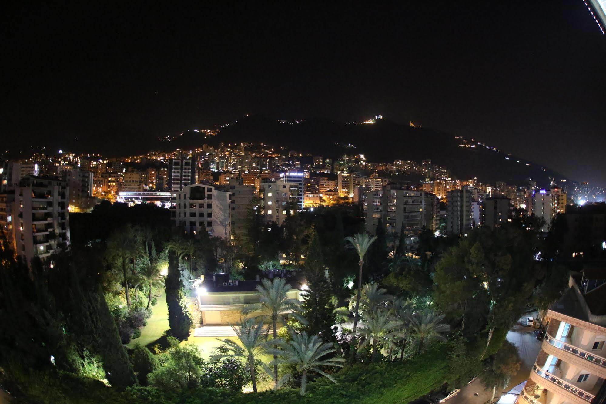 Vista Del Mar Hotel Jounieh Exteriör bild