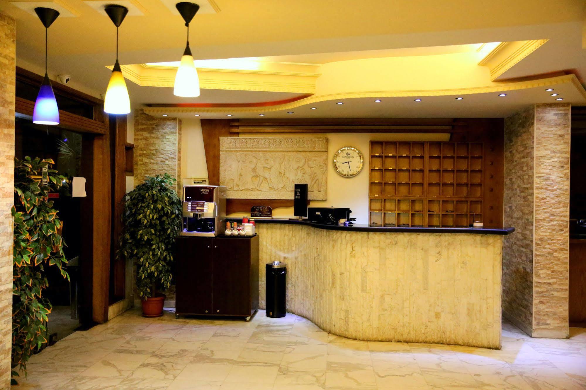 Vista Del Mar Hotel Jounieh Exteriör bild